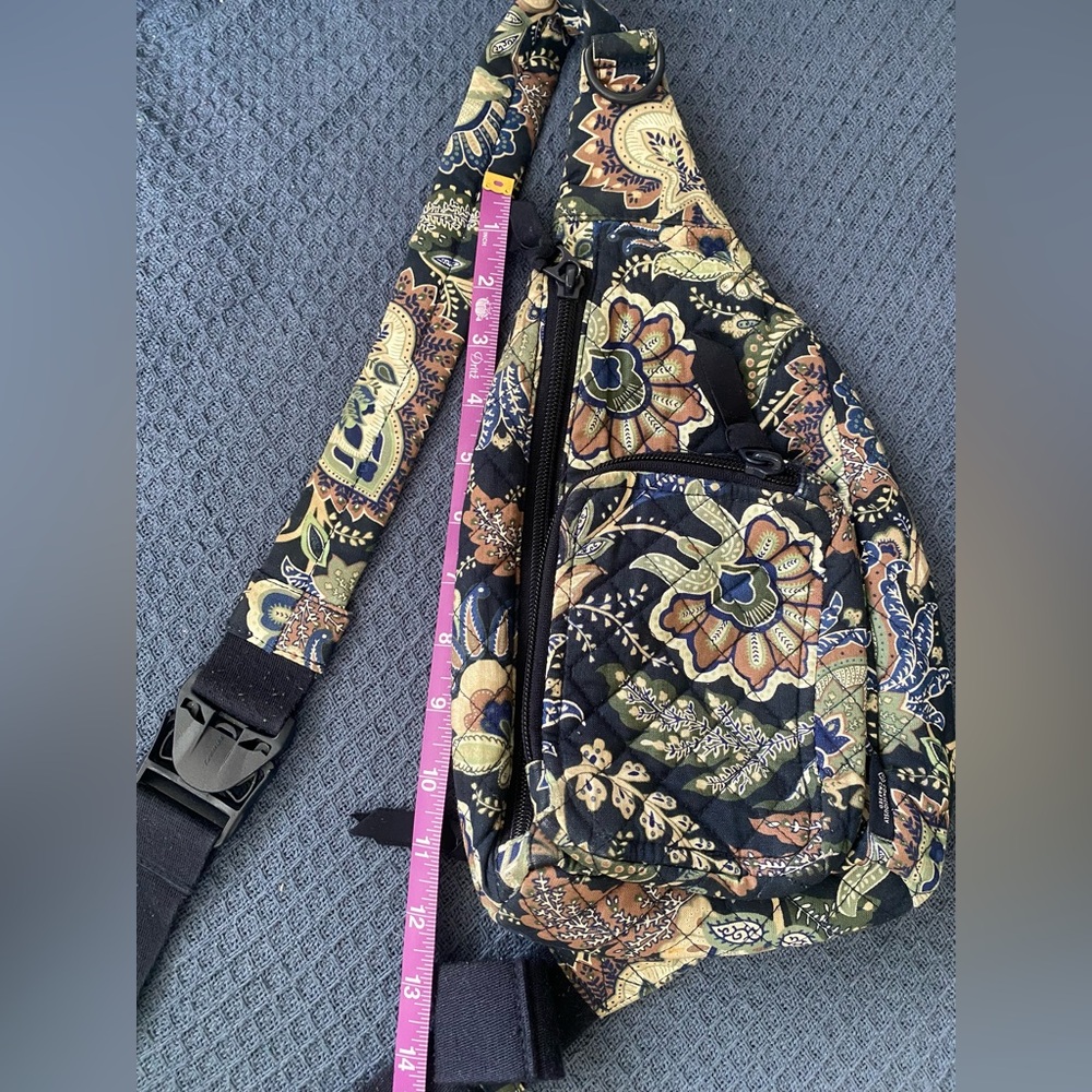 Vera Bradley Floral Quilted Crossbody Sling Bag - Picture 7 of 7